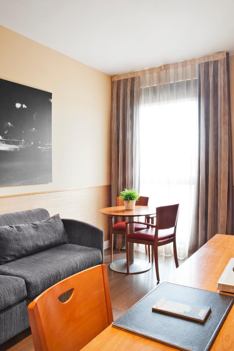 Limehome Madrid Calle De Don Ramon De La Cruz Экстерьер фото